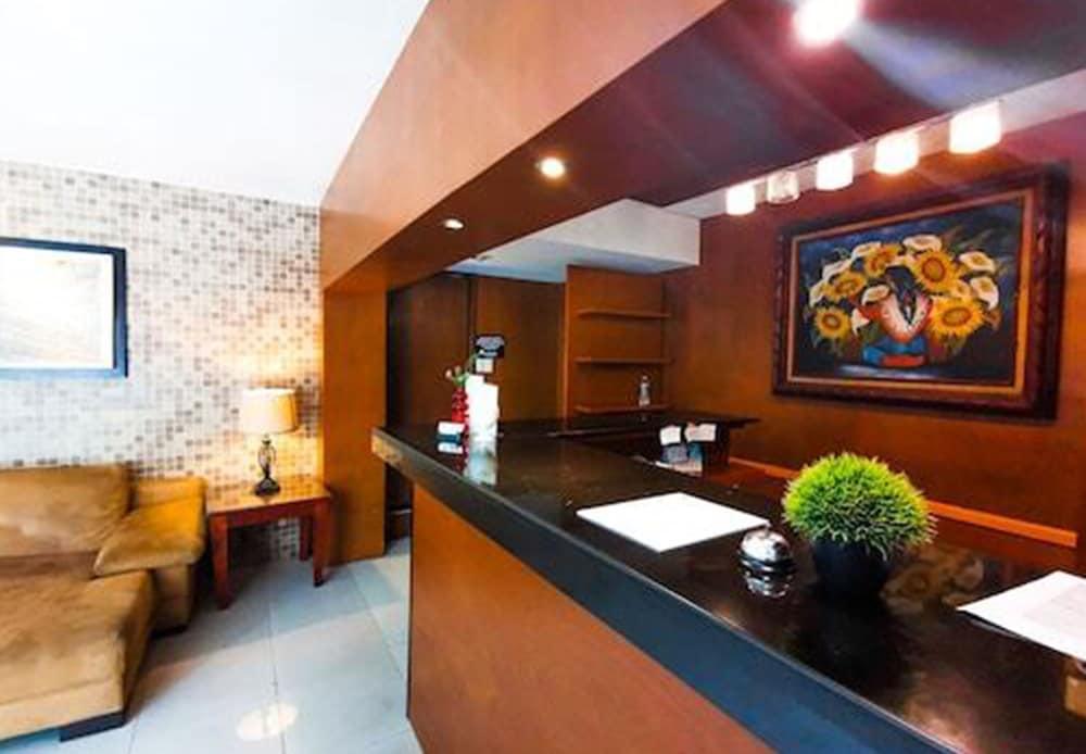 Grand Colonial Cancún