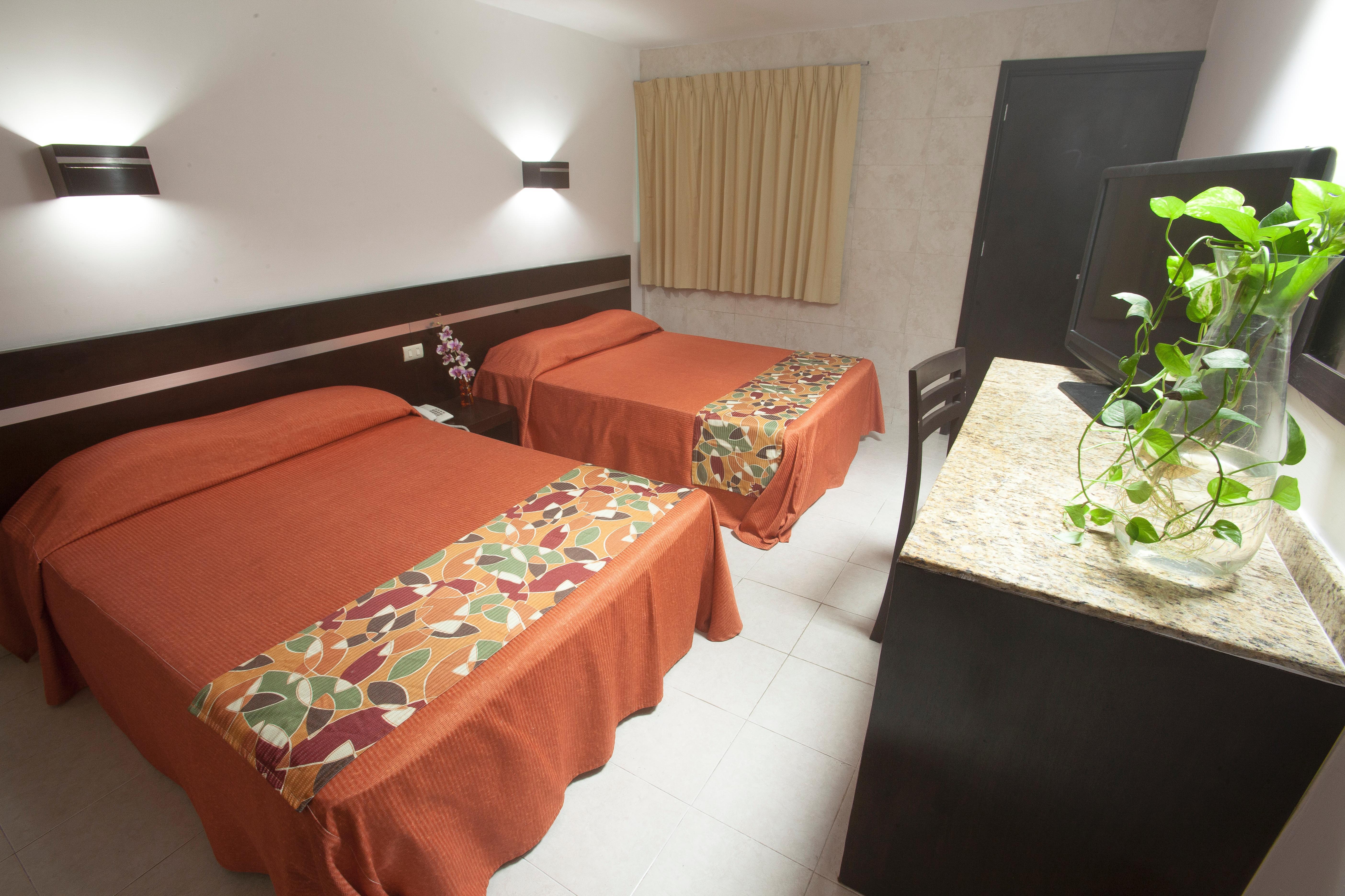 Grand Colonial Hotel 3*