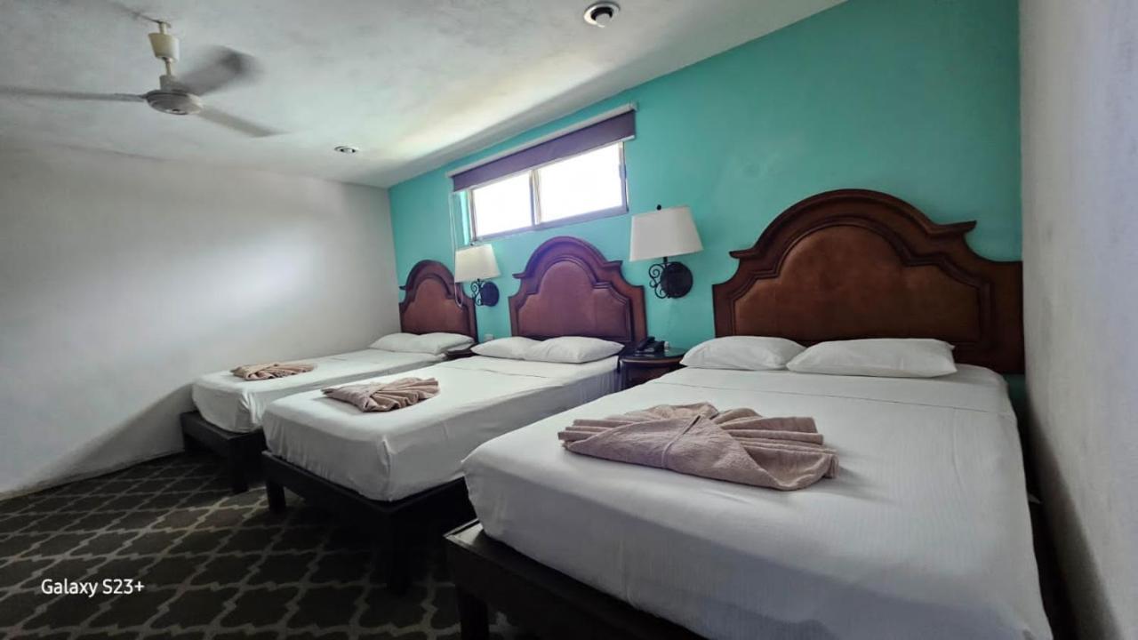 Grand Colonial Hotel 3*