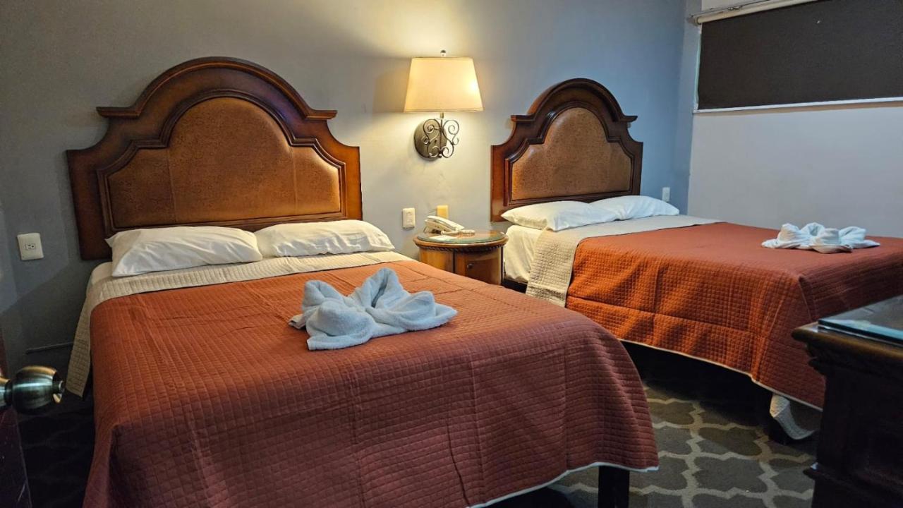 Hotel Grand Colonial 3*