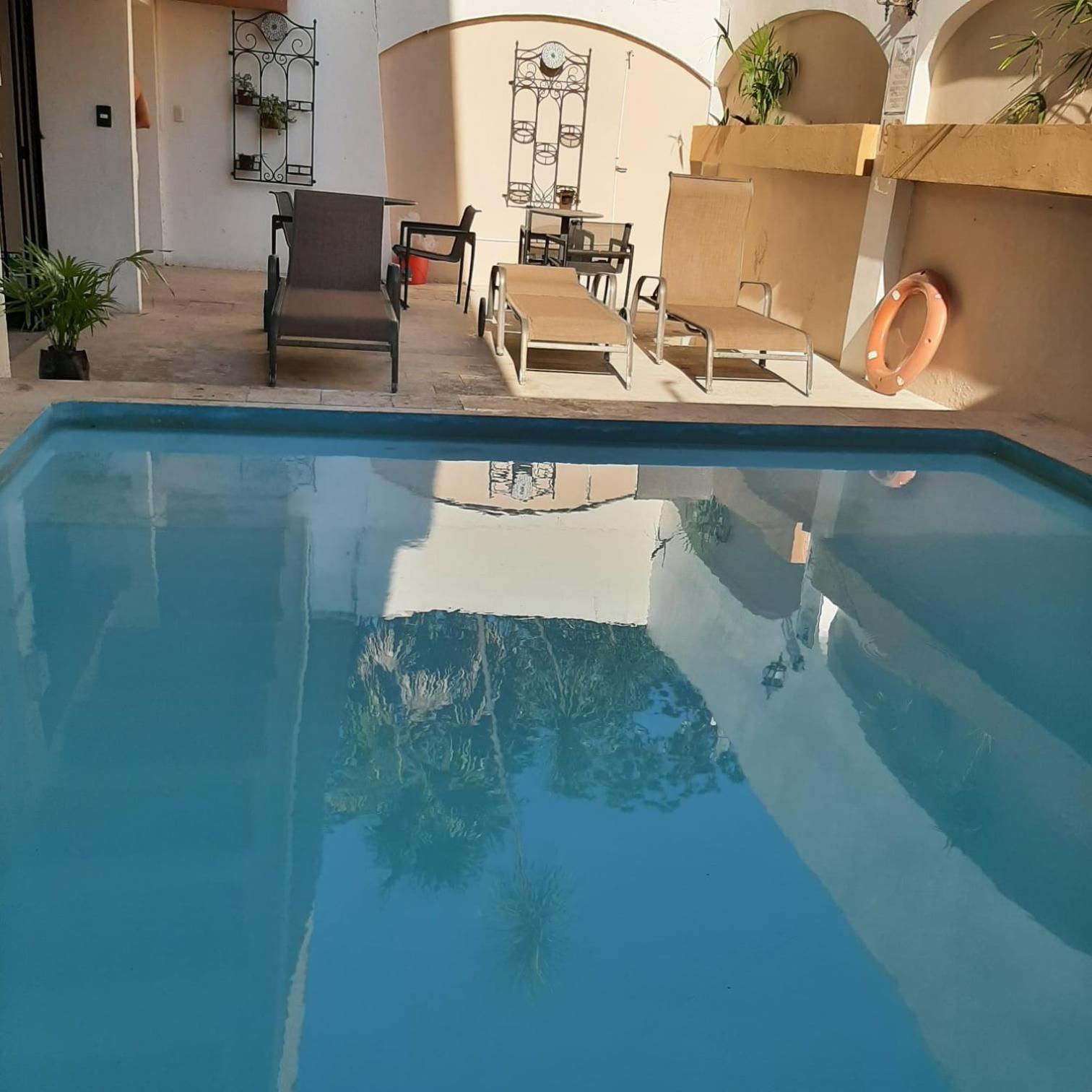 Hotel Grand Colonial 3*